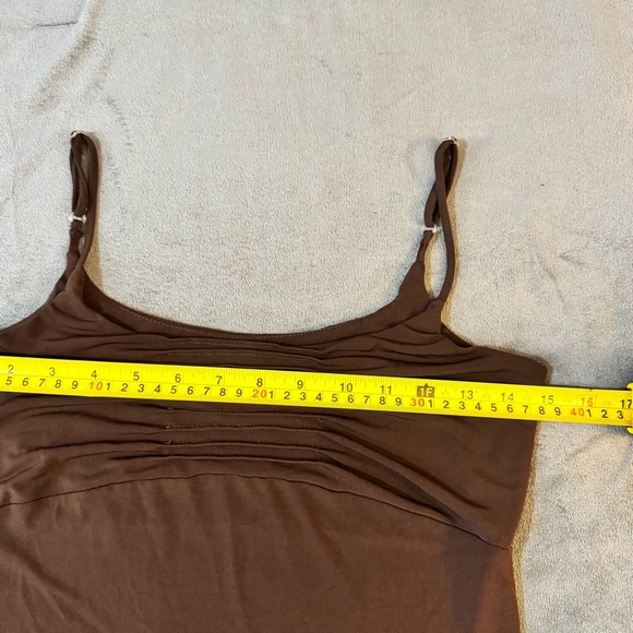 Laura Chocolate Brown Fitted Ruched Top

#1113 - Picture 2 of 5